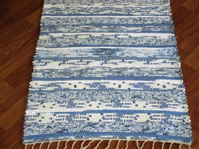 Blue, White 2 x 3 ft. Kitchen And Bath Rug