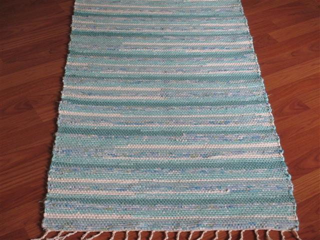 Aqua, White 2 x 3 ft. Kitchen And Bath Rug