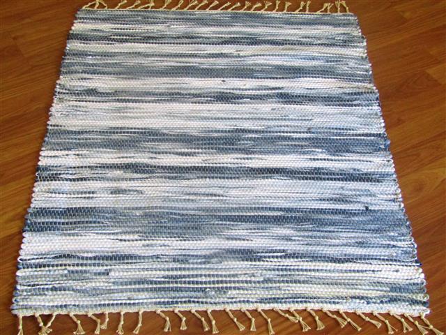 White, Navy 2½ x 3½ ft. Kitchen And Bath Rug