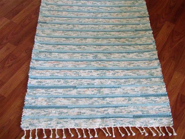 Aqua, White 2½ x 3½ ft. Kitchen And Bath Rug