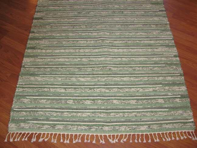 Green, Aqua, White 4 x 6 ft. Area Rug